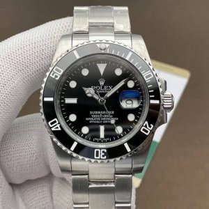750！外贸热销！ 外贸热销！劳力士Rolex 水鬼系列 搭载原装进口8215机械机芯，零返修，原版机芯开模制作，无噪声，日历瞬跳，上链手感与正品一致.. 原版