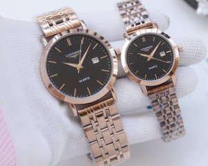 白壳 ，金壳 ，钢带20 品牌：浪琴-Longines 类型：情侣腕表 壳套：顶级版316精钢l 表带：进口小牛皮表带 316L精钢表带 机芯：进口石英机芯 镜