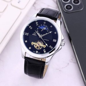 白 ，间金 ，全黑 ，欧米茄一Omega 六飞轮全自动日月星辰机械，12字位白天走时 太阳 晚上走时 月亮 [月亮]蕴含最优质的材料与一丝不苟的工艺！超强矿物质