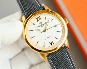 1500 Tw 2025年最新布带款式出品 百达翡丽 市场最高版本腕表！Tw制表师团队历时8个月精心设计，敢为人先，突破多层技术瓶颈，力求完美！ 表壳 市场独家
