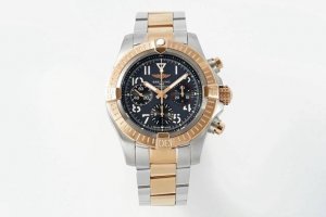 Bls 百年灵 最新复仇者B01计时腕表 原版开模顶级硬核登场 Avenger B01 Chronograph 45 直径大气的45Mm精钢表壳配以炭黑色,蓝色