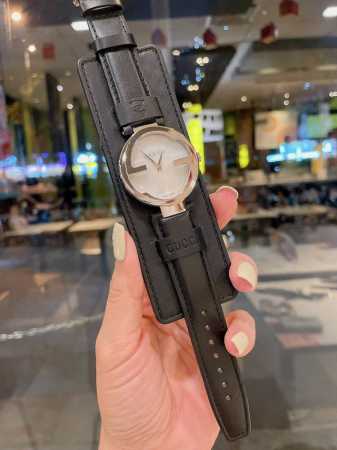 上新！潮品gucci-古驰双g高度膜玻璃镜面，瑞士石英机芯，表壳两件套。特别定制款36Mm。上手绝对是人群中最亮的你 - 点击图像关闭