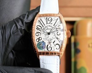 法兰克 穆勒 Franck Muller 55*42*13Mm 全自动机械机芯 双面小牛皮原装针扣 酒桶形拱桥状壳 烈日之下 万众瞩目