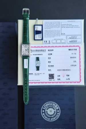 原单浪琴黛绰维纳系列，渠道货！原始最高版。真钻石 表壳镶嵌46颗1.3真钻，持中国gtc检测证书，一物一证，支持复检！顶级版本支持任意对比！浪琴表黛绰维纳鳄鱼皮 - 点击图像关闭