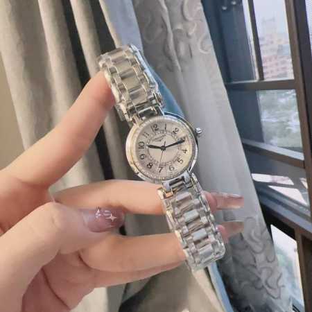 白 金 钻20 浪琴-Longines 爆款浪琴 心月系列石英表手表女简约气质 腕表底盖-吊牌-保卡 1:1品质 超高性价比 真月相机芯 进口石英机芯 走时准确 - 点击图像关闭