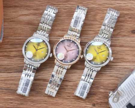 白 金 钢带+20 钻圈+20 欧米茄-Omega 女士腕表 进口石英机芯 316L精钢表壳 直径34Mm厚8Mm该款腕表备受女性喜爱，四季衣服搭配，尽显优雅在 - 点击图像关闭