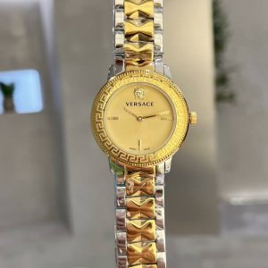 白壳 金壳 新款 范思哲 V-Tribute系列 表径36Mm 希腊回纹表圈 12时浮雕美杜莎头像 简约盘面搭配矩形时标 经珐琅处理的希腊回纹 为个性张扬的外表