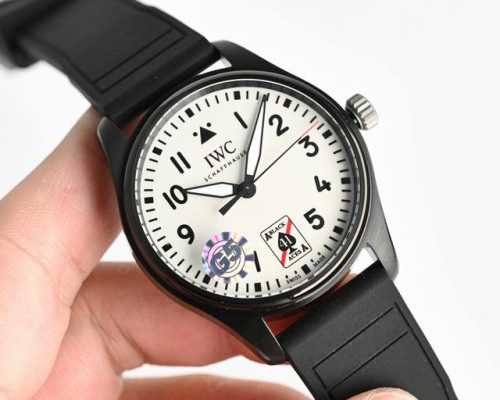 g5 工厂P全新推出Iwc万国 Iw328210 马克二十系列 别名：Iwc-梅赛德斯- Amg马石油F1车队特别款 资料如下： 尺寸：40* 10.68 Mm