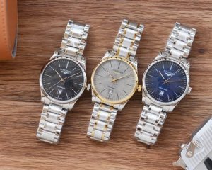 白 金 ，钢带20 男人挚爱 三针腕表 最新 ：浪琴最佳设计独家首发 类型 ：精品男士腕表 表带 ：真牛皮 316表带 机芯 ：全自动机械机芯 镜面 ：矿物质强