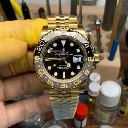 C厂 格林尼治系列Mk1 新品来袭格林尼治Ll 搭Cal.3285原版一体机 三码合一，一表三码一致附带Nfc感应卡， 1、机芯3285采用是一体机芯蓝游丝和原 - 点击图像关闭