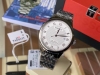 官网Tissot天梭力洛克系列T41机械男表，40Mm表径，作为该品牌最具代表性设计产品，简单优雅的设计深受消费者喜爱，蓝宝石玻璃，原装Eta2824-2机芯，