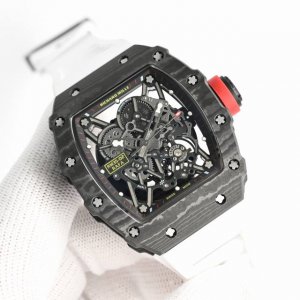 sj出品 一体机芯 白宝石避震 Richard Mille』理查米尔 L88。Rm 35-02 这是该系列第一枚搭载自动上链机芯的作品，并且别出心裁地使用全碳纤