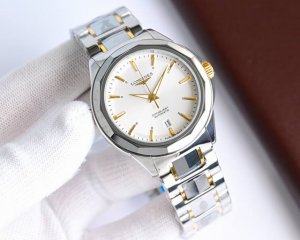910浪琴-Longines 【类型】男士腕表 【机芯】日本机械机芯8215 【材质】316L精钢表壳 【表镜】蓝宝石玻璃镜面 【皮质】精钢表链钨钢带 【尺寸】