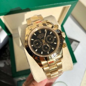 支持香港直邮、Ol品控，2024全新爆款 宇宙计型迪通拿全系 新、老款 上市携手各配件精英厂商严查筛选，致力于更全面的劳家款式！坚持不懈地以ol品控定位标准衡量