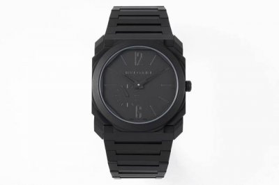 宝格丽Octo Finissimo是Octo系列中非常受欢迎的表款，以超薄而闻名。Octo Finissimo的设计灵感来自于罗马的马克森提斯殿，这一标志性的建