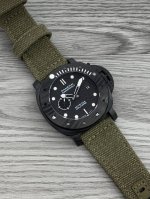 Sj出品 品牌：沛纳海--panerai pam 类型：男士顶级腕表 机芯：全自动机械机芯 表壳：316L精钢表壳 镜面：矿物强化玻璃 皮带：天然橡胶 尺寸：直