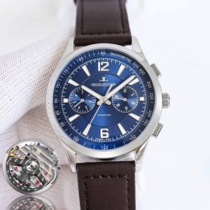 FFF金 新品 JAEGER-LECOULTRE 积家北宸系列腕表，儒雅而至~！ 精彩细节 表壳打磨：为了追求正品温润如玉的效果，制表师精磨细造，慢工出细活。