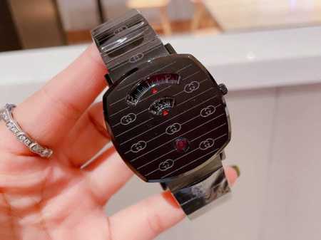 玫金 古驰35Mm 38Mm 古驰-Gucci中性款 原单品质 Disney X Gucci Grip系列腕表 Disney X Guccidisney、精钢表 - 点击图像关闭