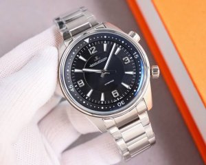 统一价： 积家北辰系列 直径41Mm同步原装，流线型精钢表壳保驾护航，把头的logo浮雕明晰有力， 表盘布局简约而不简单， 背透设计，机芯最大限度还原原装，采用