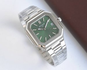 Factory V2版本一体机真上链齿轮机芯，及调时不停秒，认准对版摆轮机芯，45Mm厚度8.3Mm。百达翡丽重磅推出新系列Cubitus 5821腕表-712