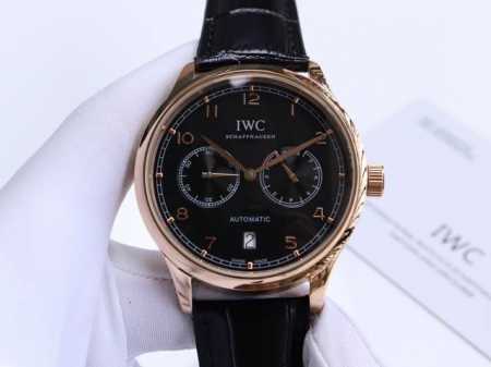 白壳 金壳 万国-Iwc 萄七 匠心制作 强烈推荐 隆重登场。简约商务的设计之下，蕴含一丝浓郁的复古情怀 机芯 搭载全自动进口机械， 走时精准，动力储备强劲 表 - 点击图像关闭