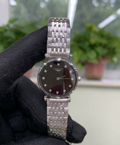 浪琴 Longines 浪琴表嘉岚系列 L4.209.4.58.6 石英机芯 精钢 24 Mm 专柜价14950，全新全套