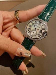 白 金 高品质， Ballon Bleu De Cartier卡地亚蓝气球腕表奢华系列，百搭尺寸36Mm，简约又别具品味，摒弃了现代盛行的繁复华丽的修饰，以简约
