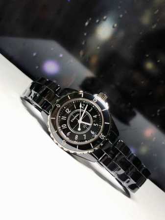 250香奈儿Chanel系列-J12 黑色烤漆陶瓷腕表 顶级 原装石英女表33Mm 实物拍摄 - 点击图像关闭