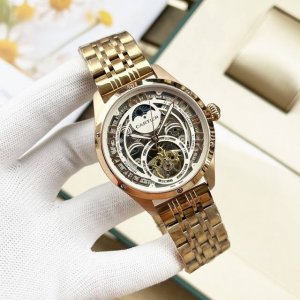 卡地亚-Cartier 精品男士腕表，劲爆多功能设计，尊贵大气，绅士风范，卓越品质，热卖全城。采用全自动机械机芯，顶级316精钢表壳，进口小牛皮表带，矿物质超强