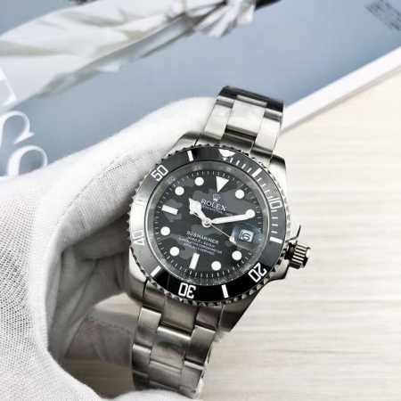劳力士-Rolex水鬼rolex Submariner 此款腕表现已成为无容置疑的经典名表。内置原装日本8215全自动机械机芯0翻修多年来，腕表外圈以多种颜色亮 - 点击图像关闭