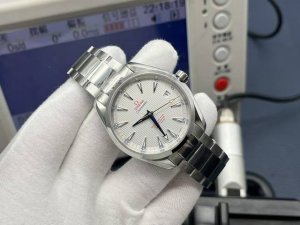 重磅！Vs欧米茄海马150米系列新品荣耀登场，重新定义制表巅峰！ Vs团队以超凡匠心，重磅推出欧米茄海马150米系列全新腕表，以极致工艺致敬经典，为腕表爱好者带