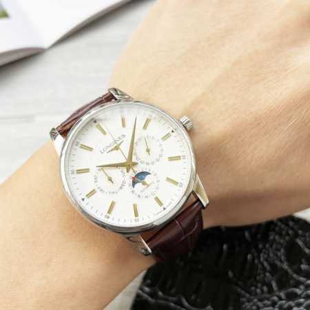白壳 金壳 钢带20 最新 ：浪琴 三针多功能设计 类型 ：精品男士腕表 表带 ：真牛皮表带 316精钢表带 舒适耐用 机芯 ：高端全自动机械机芯 镜面 ：矿物 - 点击图像关闭