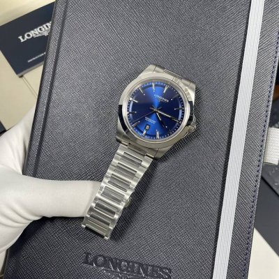 优雅焕新｜2025新品首推 浪琴康卡斯悦动系列 优雅银经典黑百搭绿深邃蓝 原版开模，对版41Mm尺寸316精钢材质，Cnc精工艺打造拉丝抛光处理过渡流畅质感拉满