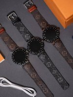 N1出品 Lv三代手表 真正做到 细节体现 遥遥领先，非以往版本可比 直径44Mm 不是以往非对版46Mm 1.2英寸圆形Amoled全触屏，分辨率390*39