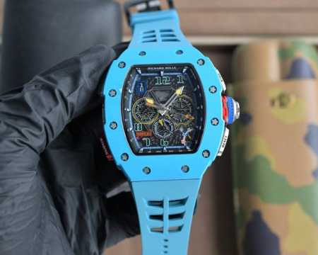 理查德 米勒 Richardmille Rm碳纤维壳全自动机械机芯 40X50X16Mm 蓝光镜面 独特镂空表盘 夜光表盘指针 橡胶或尼龙表带折叠扣 循规蹈矩？ - 点击图像关闭