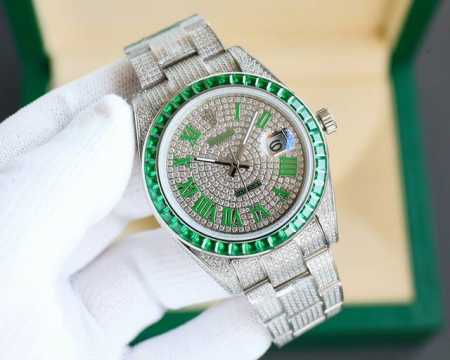 白 金+50 扣子带钻+150 满钻版本日志！劳力士Rolex 震撼来袭！ 新款蚝式恒动日志系列 41腕表，堪为宝石镶嵌腕表系列之瑰宝。 永恒黄金腕表镶嵌最珍稀 - 点击图像关闭