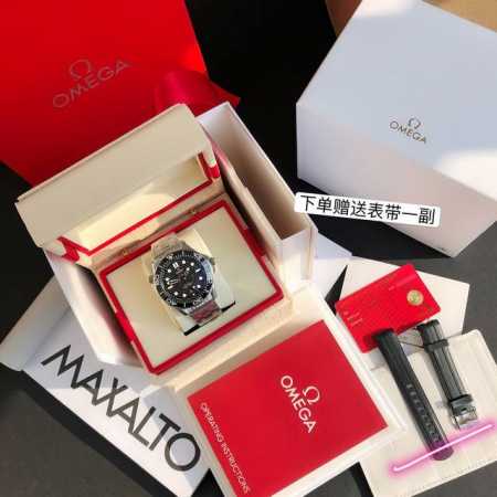 欧米茄海马系列男士腕表！顶级版本 绝对值得入手一款好表！表盘尺寸42Mm 搭载独有的原版一致8800机械机芯。316精钢材质表壳 手表上下配备蓝宝石水晶玻璃！背 - 点击图像关闭