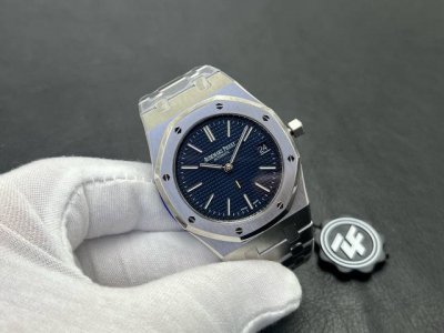Zf Factory2025墙裂推荐 爱彼大热门超薄钢王 2正式上线！ 精彩细节 腕表尺寸39Mmx8.6Mm 市面上最簿的 1.定制版Cal.2121机芯 基