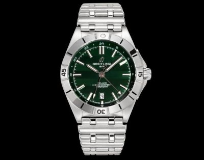 百年灵Breitling，机械计时系列A32398101M1A1！ Chronomat Automatic Gmt 40 重磅来袭！ 1这款双时区腕表盘面简洁凌