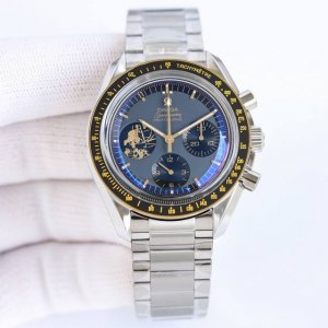 Sj出品 皮带款 钢带 全新 欧米茄 Omega 超霸阿波罗11号霸气登场 专业月球表 Ob2 超霸系列 表壳 表壳背部采用naiad锁扣技术，确保雕刻文字始终