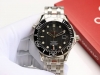 欧米茄-Omega 海马系列300米潜水腕表 表壳采用316L精钢表壳，搭载同级唯一陶瓷原装单向旋转计时圈口。表壳侧面泄压阀跟原装一致。表径42Mm 圈口采用进