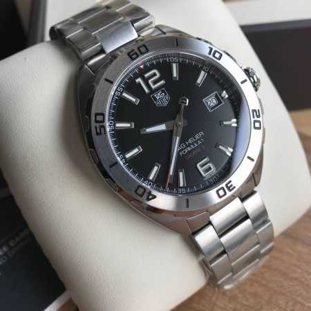可以订做专柜查验码 批: 原盒:50 新款高颜值上线，硬货。Original Tagheuer,泰格豪雅f1系列 机械表，专柜1万+。 ~41Mm表径，蓝宝石镜 - 点击图像关闭