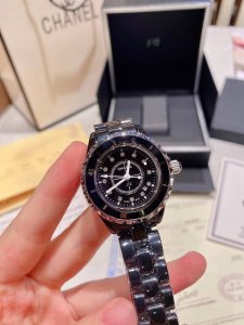 250优质陶瓷 Chanel香奈儿 J12 石英女表 陶瓷材质 石仔面 33Mm♀女神必入款黑色更加炫酷