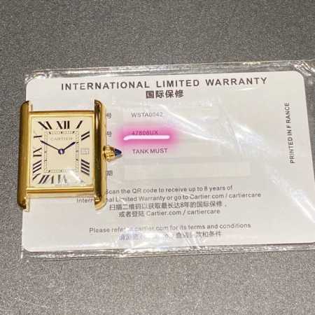 白壳 金壳 V3出品匠心之作卡地亚 Cartier-Tank腕表家族的代表作！采用全贵金属打造 壳形线条上更圆润和细腻，瑞士石英机芯，新尺寸：中号33.7 X - 点击图像关闭