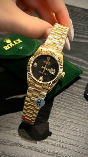 劳力士 日志 系列经典女款 实芯钢带-原装压扣 进口机芯 小红书火爆推荐 设计显出独特高贵优雅女神气质！316精钢表壳搭配施华洛世奇水晶钻石，纯手工镶嵌而成，女