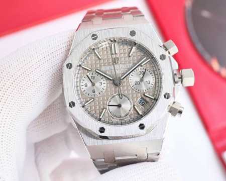 热门爱彼audemars Piguet 目前最高机械机芯版本正品是机械！机械！不要花冤枉钱买了个石英！ Ap皇家橡树系列计时腕表、真正一比一原版复刻，所有表盘都 - 点击图像关闭