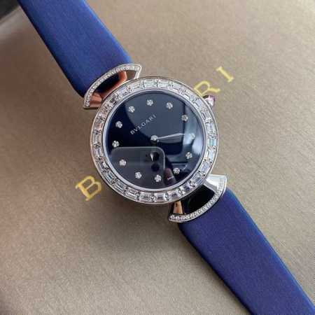 640宝格丽新款！镶嵌奢侈T形钻女士手表 奢华品质 采用意大利娟丝小牛皮，超级柔软贴手。镶嵌奢侈T形钻女士手表，原装进口瑞士机芯！圈口镶石由全手工镶施华骆钻打造 - 点击图像关闭