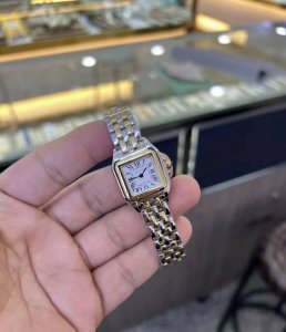 小号猎豹很精致复古，也很喜欢山度士的帅气休闲 帮申请了89折的折扣，不是最低的但不想找了速速拿下！#手表推荐 #卡地亚手表 #卡地亚猎豹