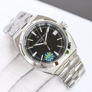 白钢 ，玫钢 H8台湾厂江诗丹顿纵横四海系列4500V 全新升级1.随心而变的表链 耗时将近2年的一键快拆式橡胶带和皮带终于在一次又一次的失败不计成本的情况下成