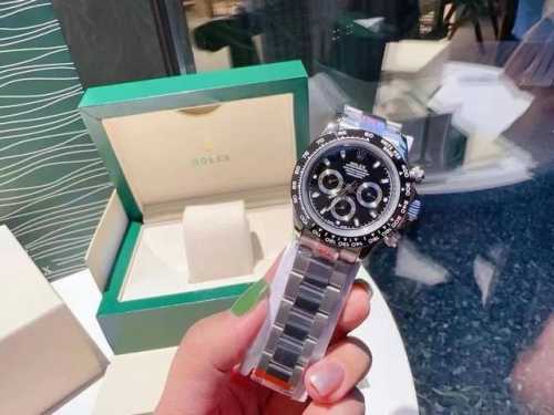 劳力士～迪通拿116500黑熊猫 陶瓷圈系列 台湾Zg厂 采用订制的三眼放大版全自动机械机芯使三个功能盘的距离和一致 原版开模 同等 仅此一家40Mmx12Mm